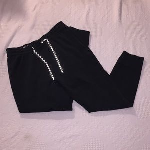 American Eagle men’s joggers